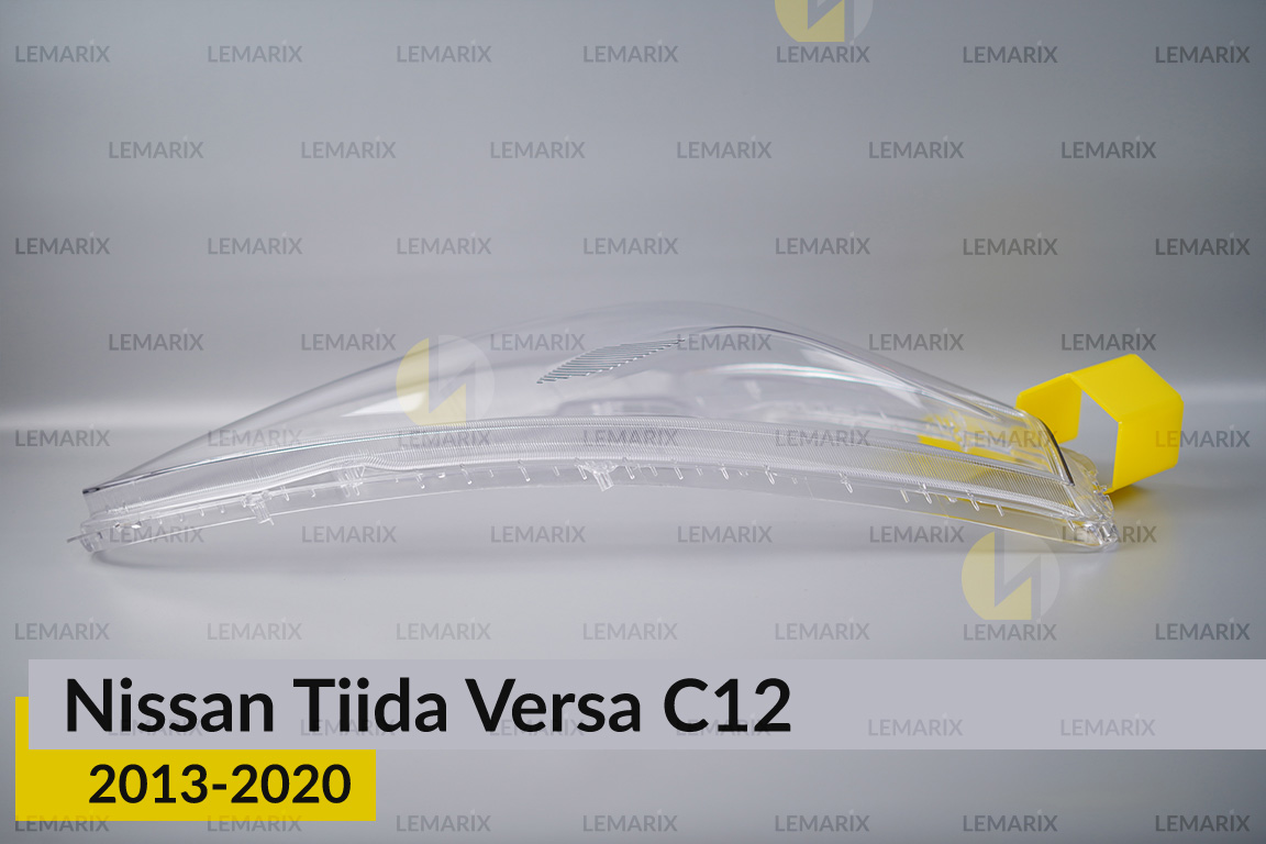 Скло фари Nissan Tiida Versa C12 (2013-2020) праве