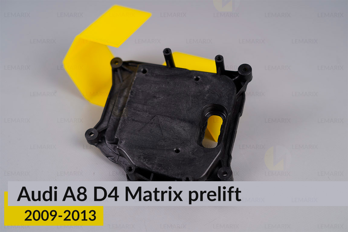 Кришка ковпак заглушка фари Audi A8 D4 Matrix (2009-2013) дорест бокова права