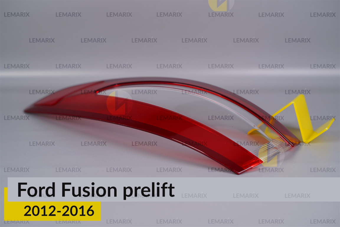 Скло заднього ліхтаря зовнішнє в крилі Ford Fusion (2012-2016) дорест праве