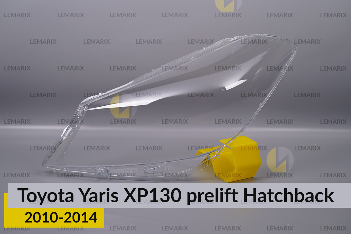 Скло фари Toyota Yaris XP130 Hatchback (2010-2014) дорест ліве