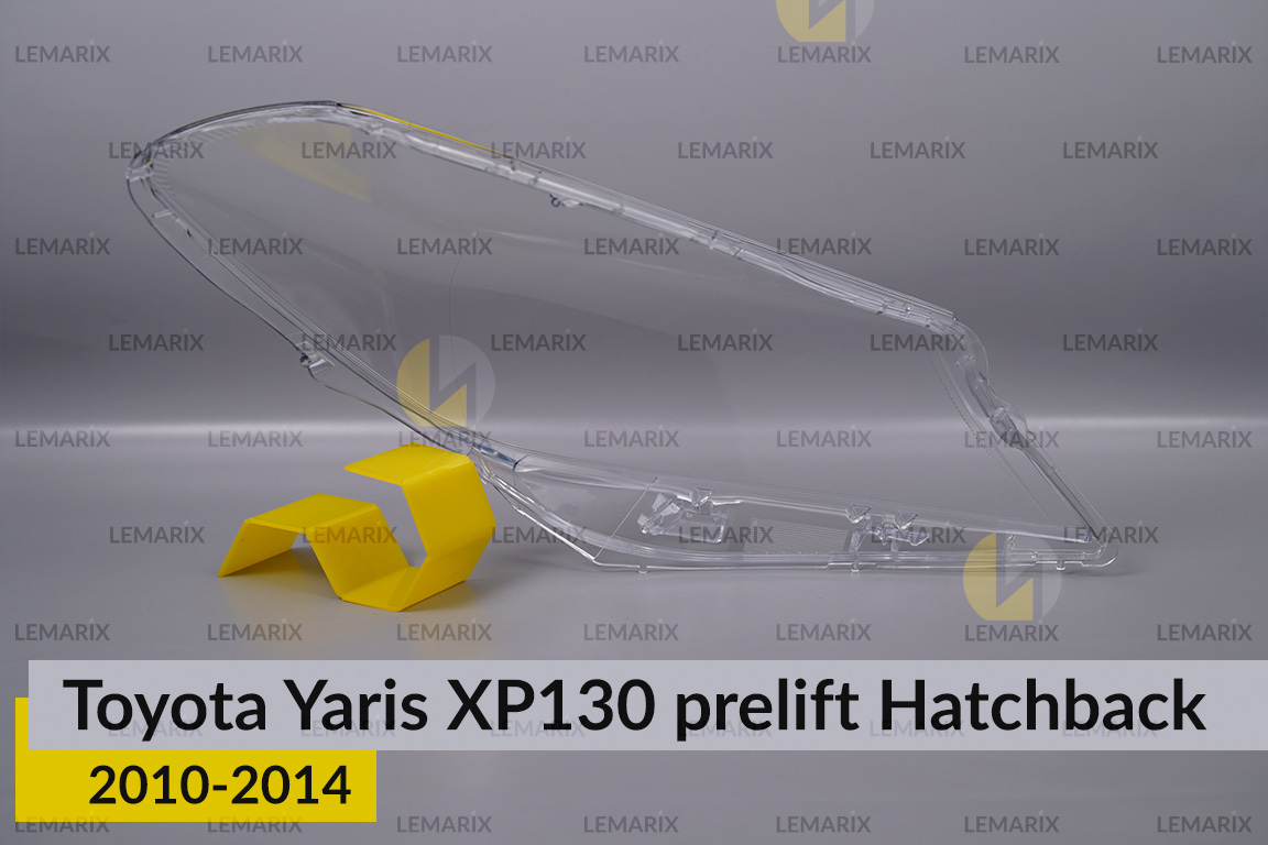 Скло фари Toyota Yaris XP130 Hatchback (2010-2014) дорест ліве