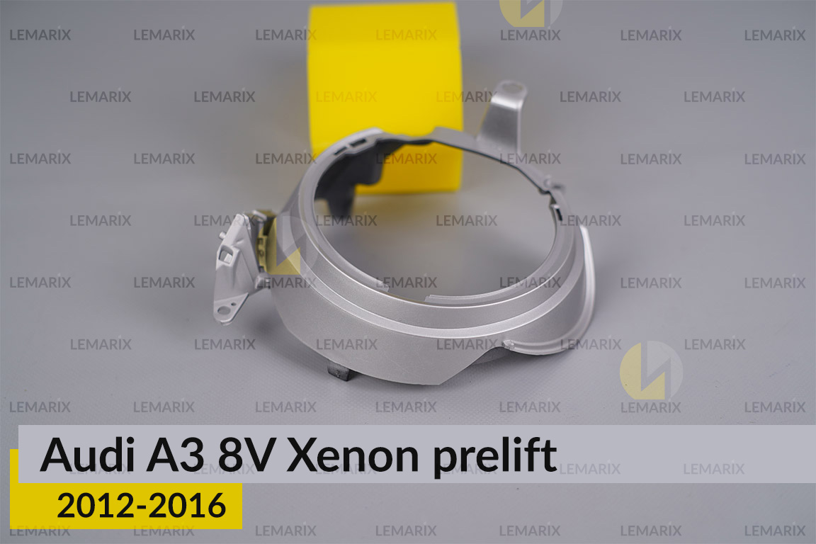 Хромована маска лінзи Audi A3 8V Xenon (2012-2016) дорест права