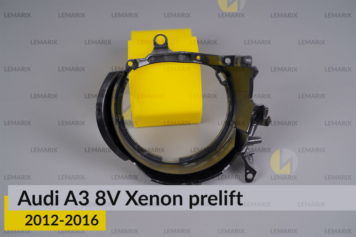 Хромована маска лінзи Audi A3 8V Xenon (2012-2016) дорест права
