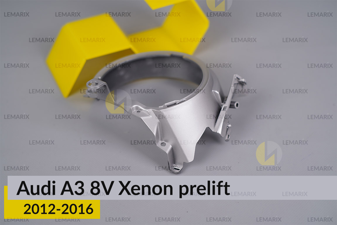Хромована маска лінзи Audi A3 8V Xenon (2012-2016) дорест права