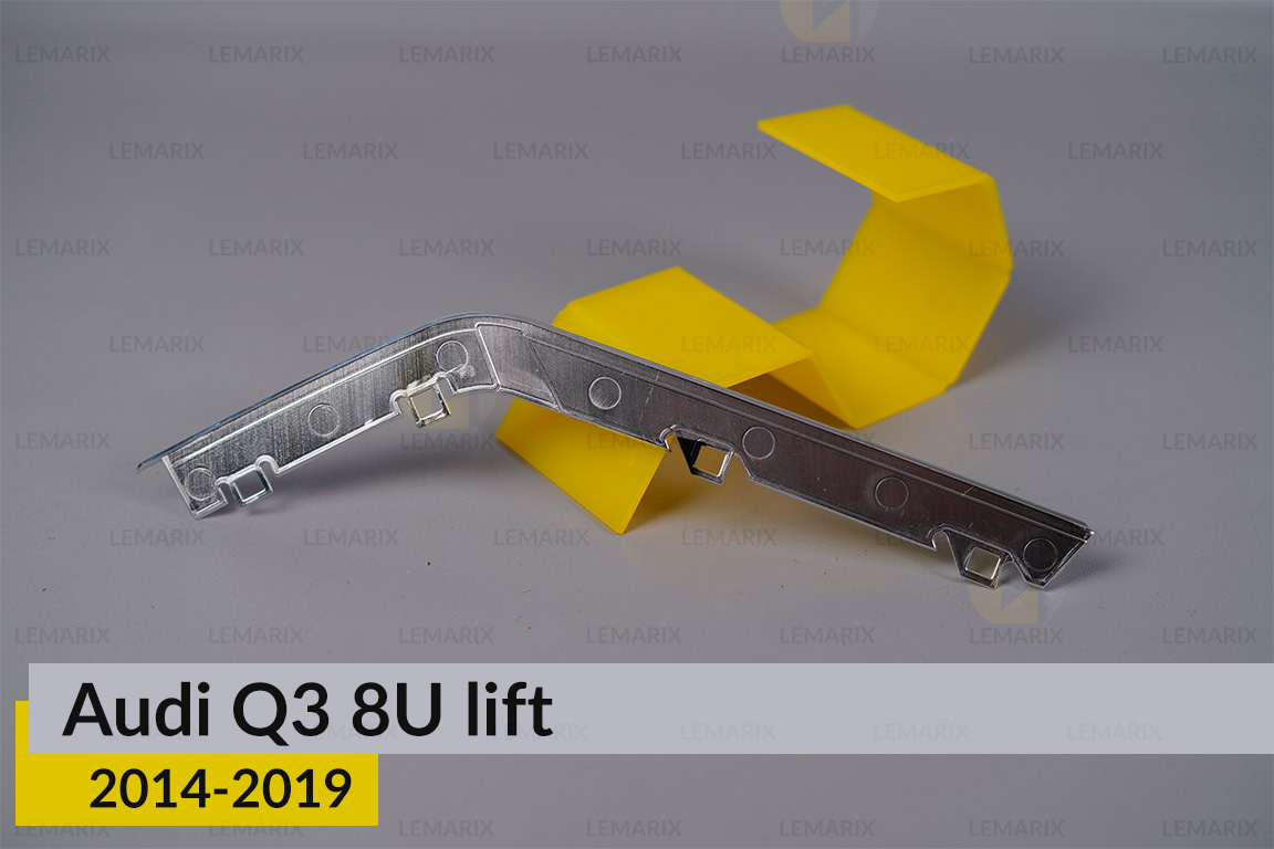 Хромована декоративна маска під світловод Audi Q3 8U (2014-2019) рест ліва