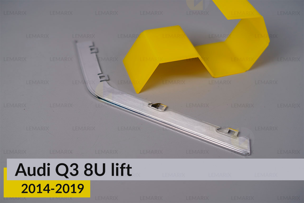 Хромована декоративна маска під світловод Audi Q3 8U (2014-2019) рест ліва