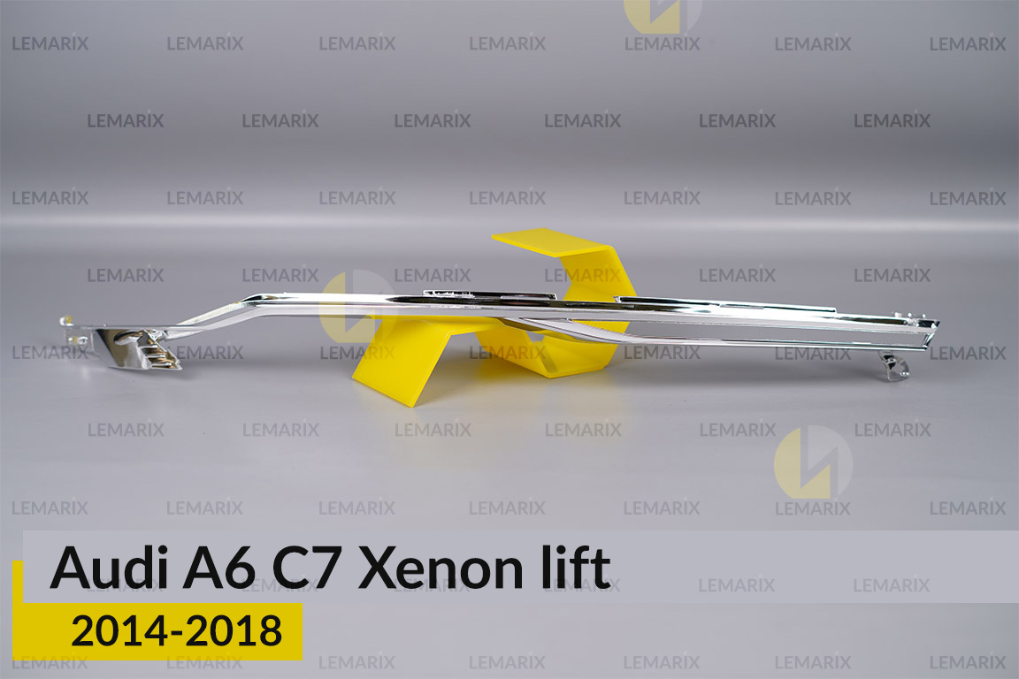 Хромована декоративна маска під світловод Audi A6 C7 Xenon (2014-2018) рест права