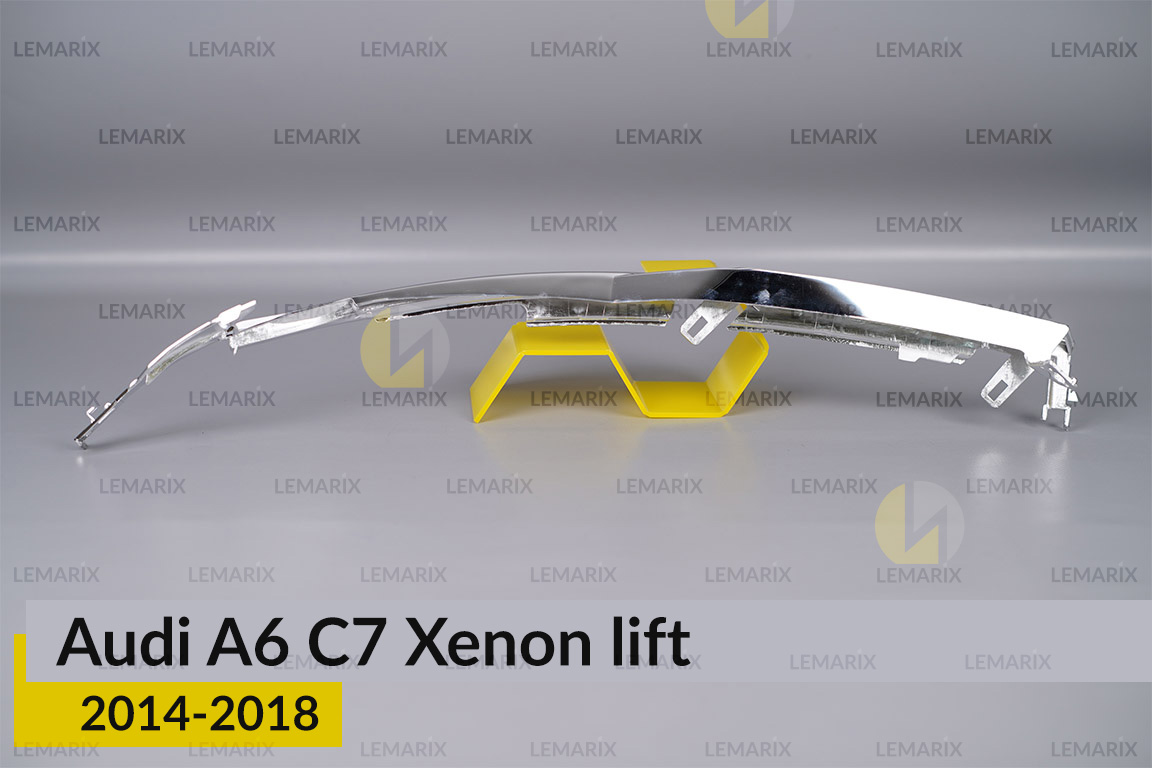 Хромована декоративна маска під світловод Audi A6 C7 Xenon (2014-2018) рест права