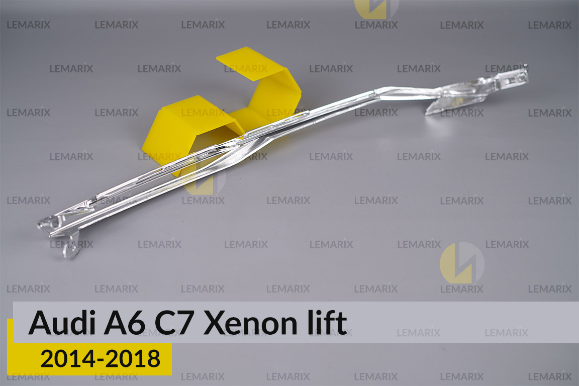 Хромована декоративна маска під світловод Audi A6 C7 Xenon (2014-2018) рест права