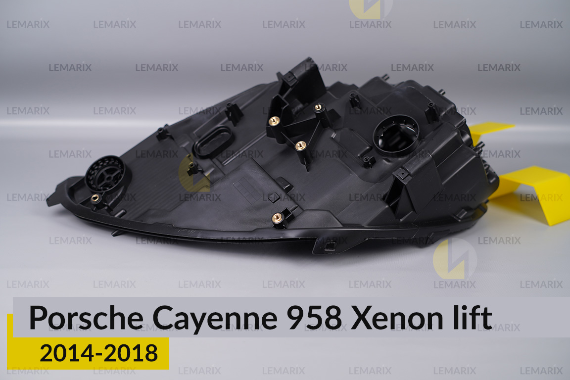 Корпус фари Porsche Cayenne 958 Xenon (2014-2018) рест правий