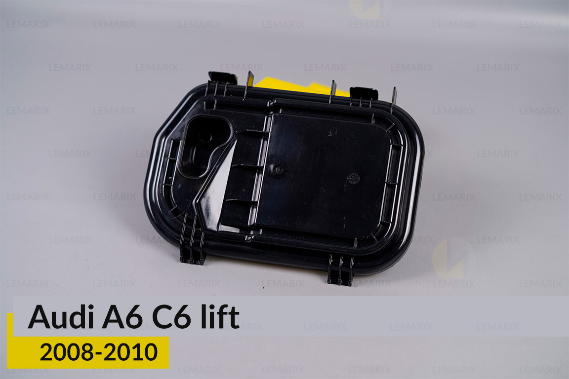 Кришка ковпак заглушка фари Audi A6 C6 (2008-2010) рест права
