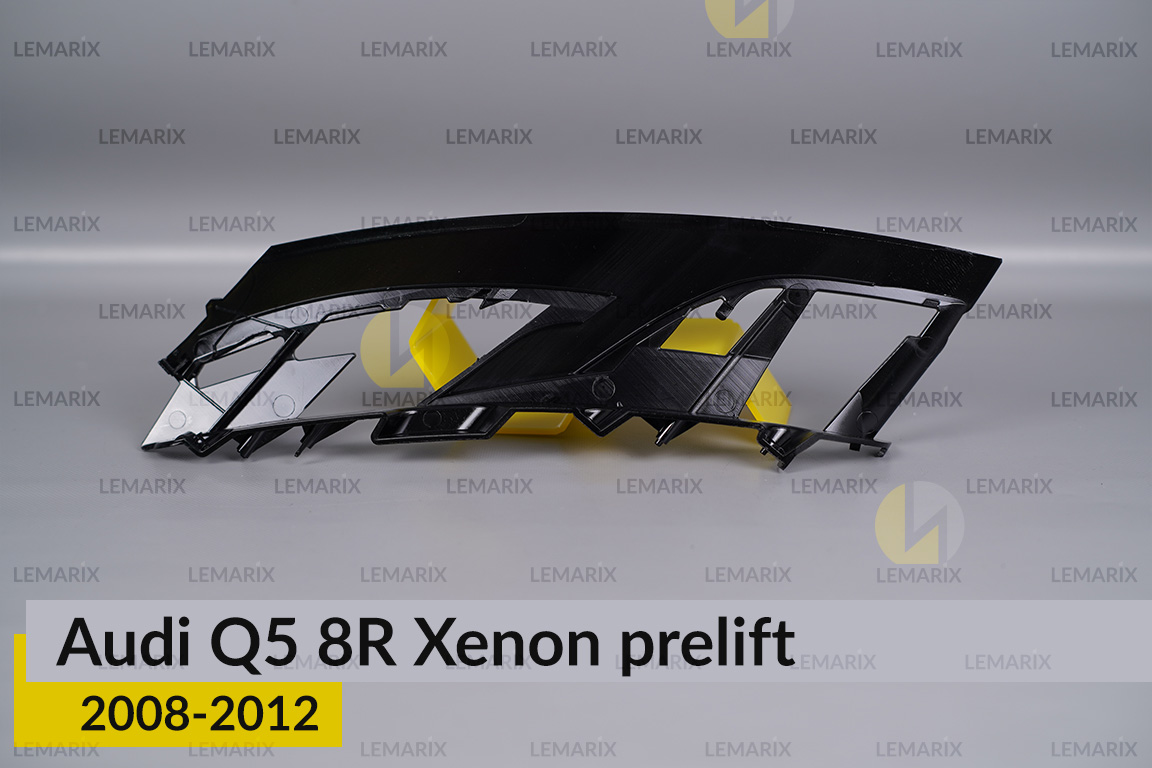 Декоративна маска бокова Audi Q5 8R Xenon (2008-2012) дорест права