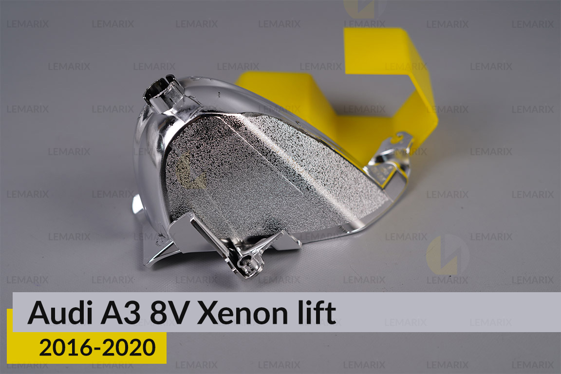 Хромована маска світлорозсіювача Audi A3 8V Xenon (2016-2020) рест ліва