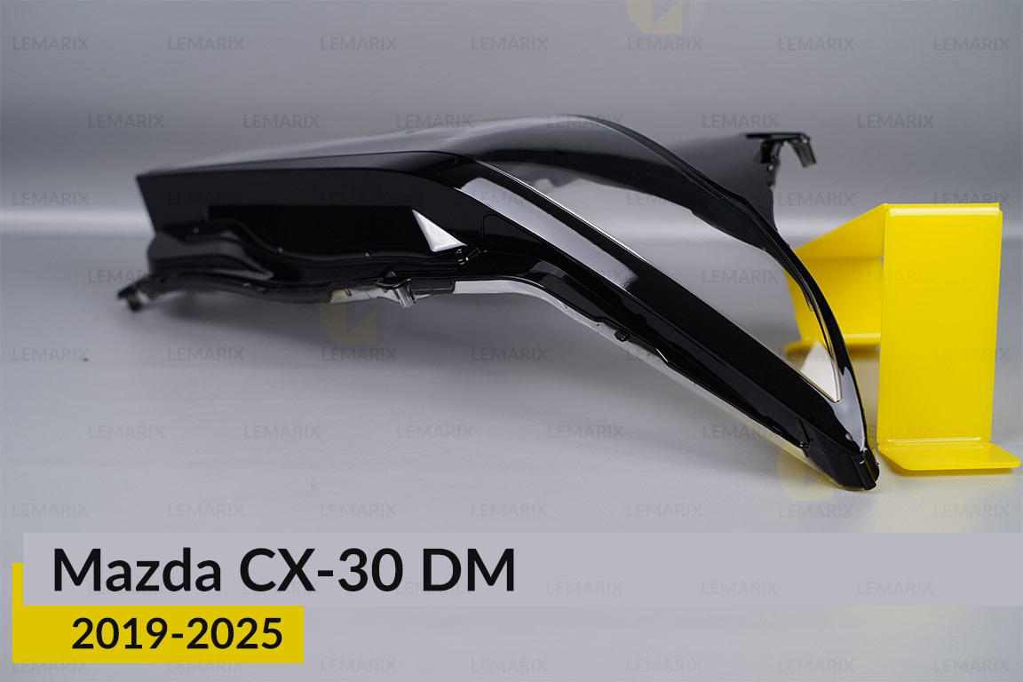 Скло фари Mazda CX-30 DM (2019-2025) праве