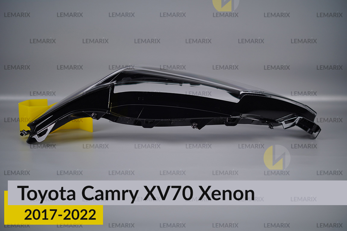 Скло фари Toyota Camry XV70 Xenon (2017-2022) ліве