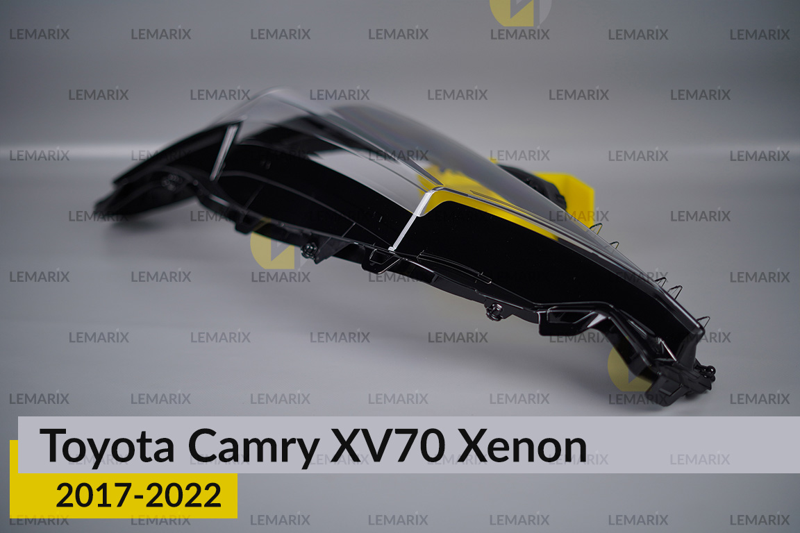 Скло фари Toyota Camry XV70 Xenon (2017-2022) ліве