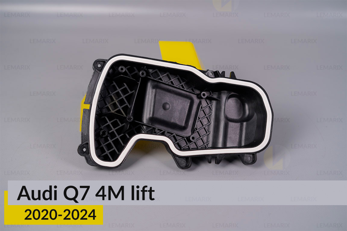 Кришка ковпак заглушка фари Audi Q7 4M (2020-2024) рест права