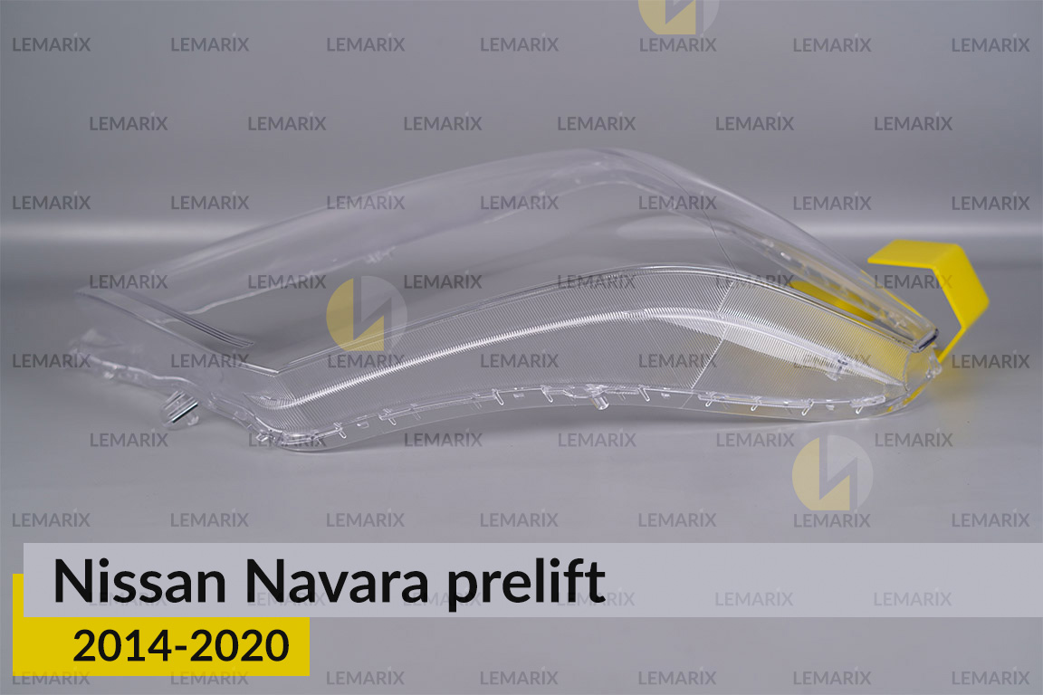 Скло фари Nissan Navara (2014-2020) дорест праве