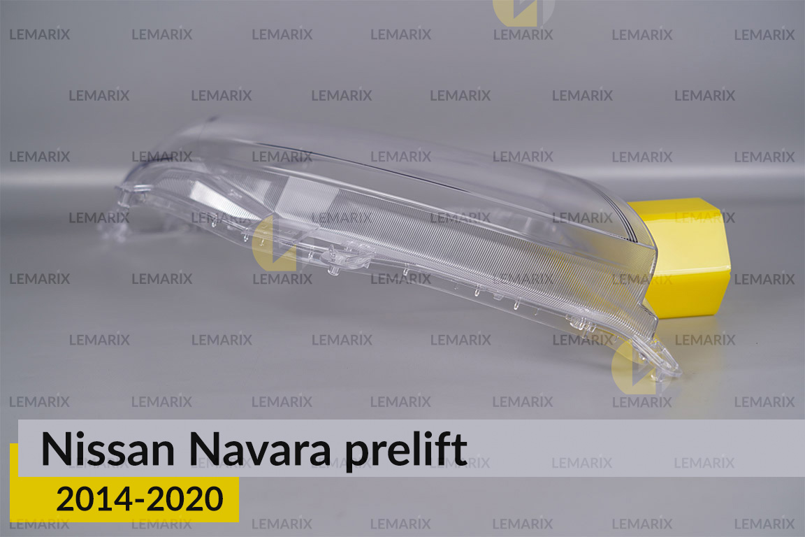 Скло фари Nissan Navara (2014-2020) дорест праве