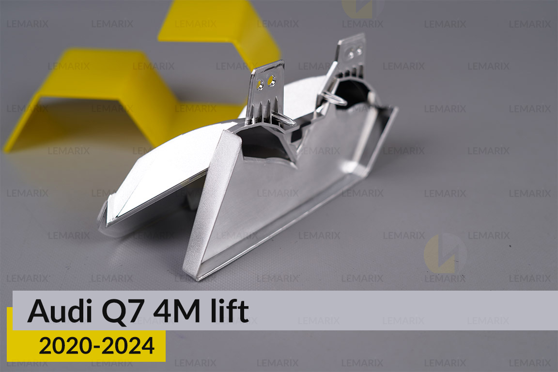 Хромована маска рефлектора Audi Q7 4M (2020-2024) рест ліва