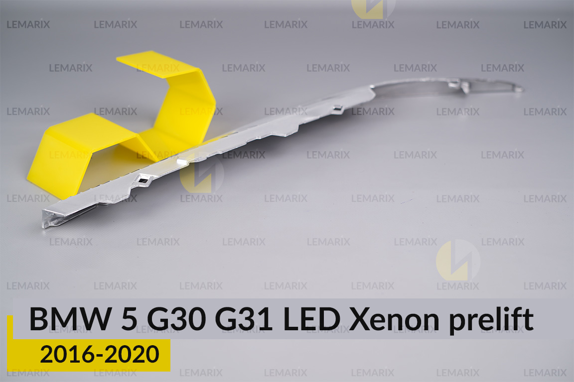 Хромована декоративна маска верхня BMW 5 G30 G31 LED Xenon (2016-2020) дорест права