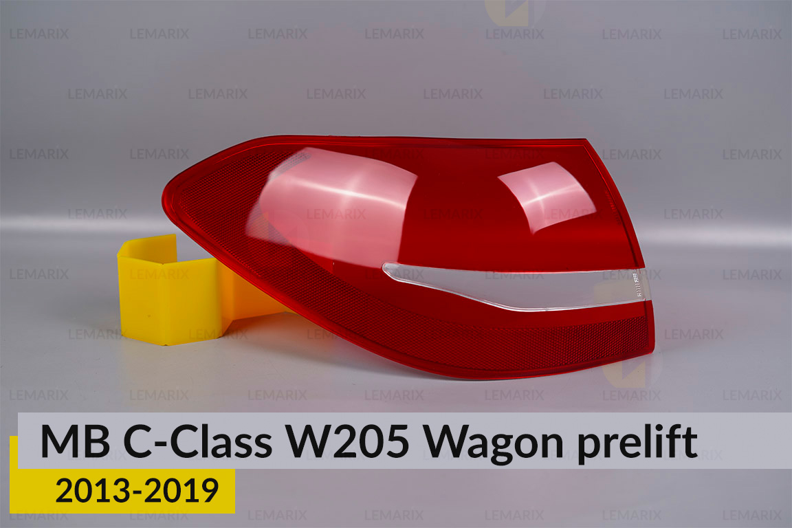 Скло заднього ліхтаря зовнішнє в крилі Mercedes-Benz C-Class W205 Wagon (2013-2018) дорест ліве