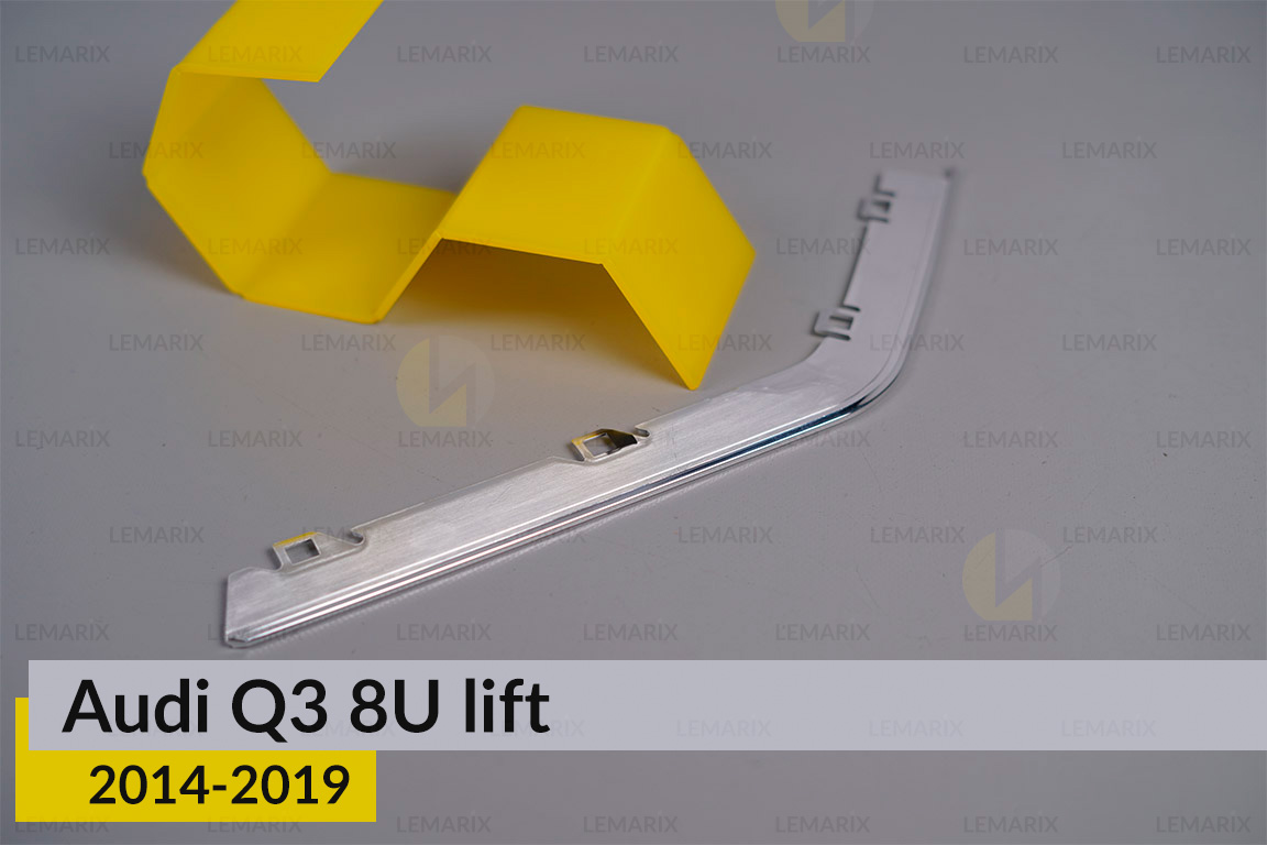Хромована декоративна маска під світловод Audi Q3 8U (2014-2019) рест права