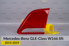 Стекло заднего фонаря внутреннее в крышке багажника Mercedes-Benz GLE-Class W166 (2015-2019) рест правое