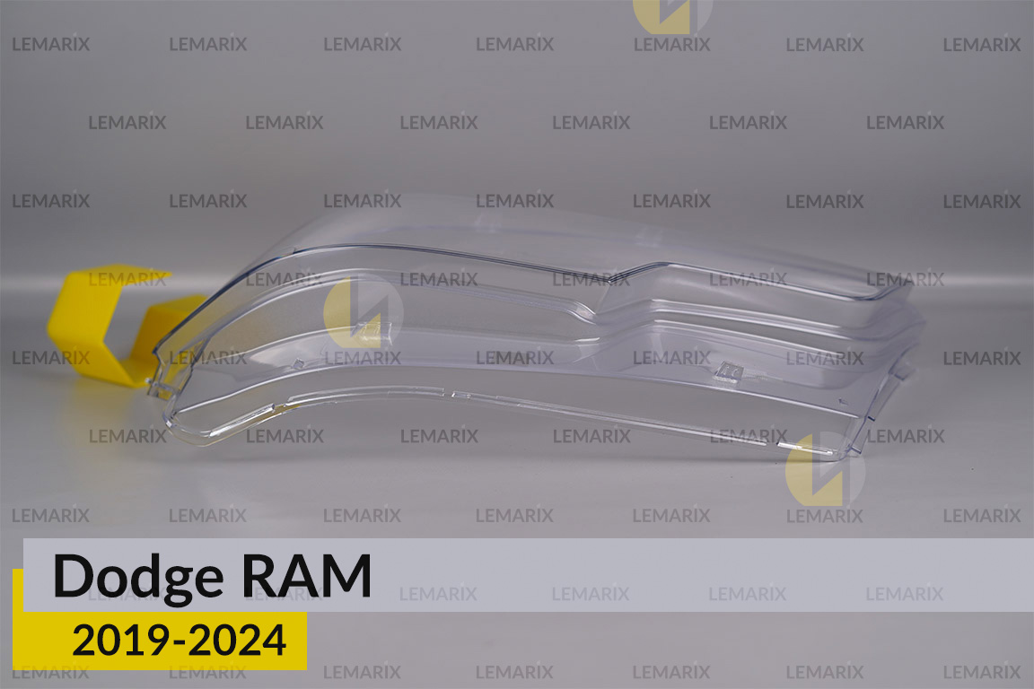 Скло фари Dodge RAM (2019-2024) праве