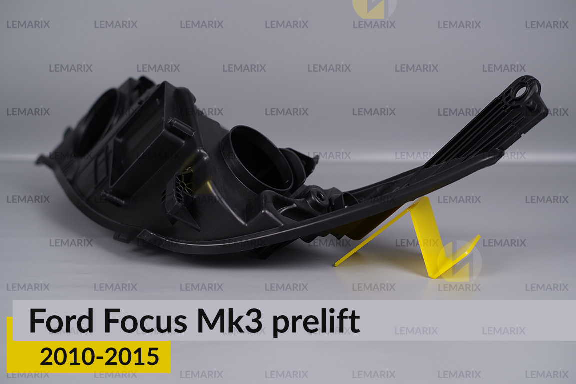 Корпус фари Ford Focus Mk3 (2010-2015) дорест правий