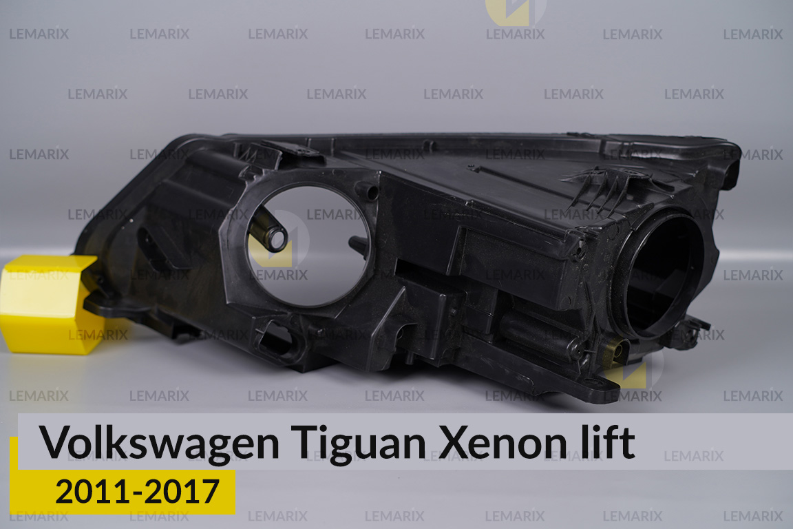 Корпус фари VW Volkswagen Tiguan Xenon (2011-2017) рест правий