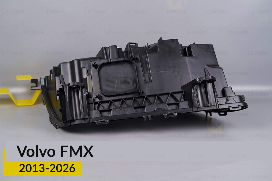 Корпус фари Volvo FMX (2013-2026) правий