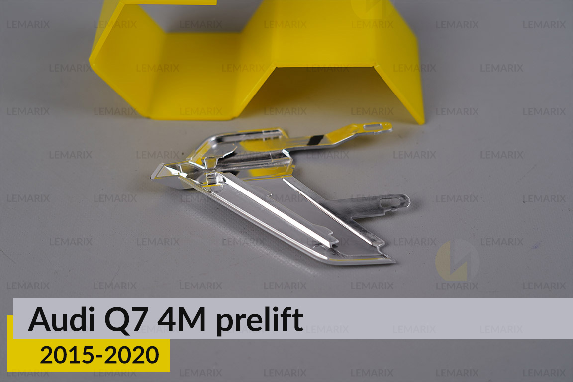 Хромована декоративна маска бокова Audi Q7 4M (2015-2020) дорест ліва