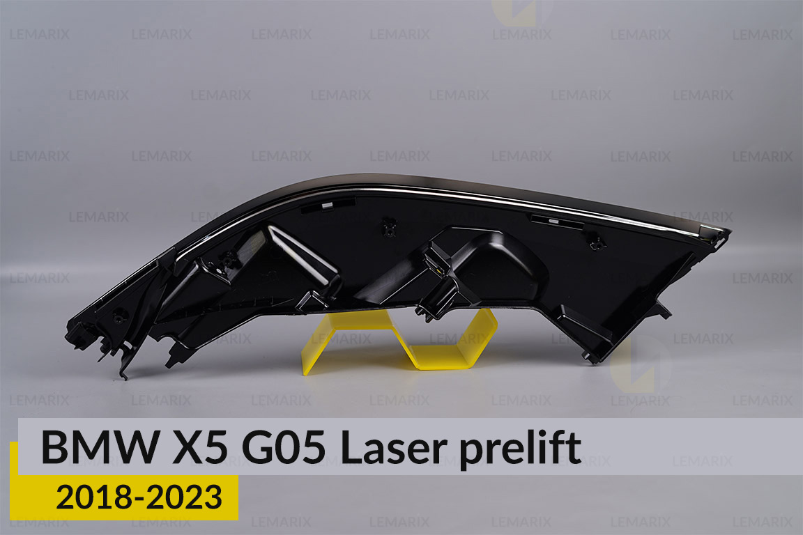 Декоративна маска під світловод верхня BMW X5 G05 Laser (2018-2023) дорест ліва