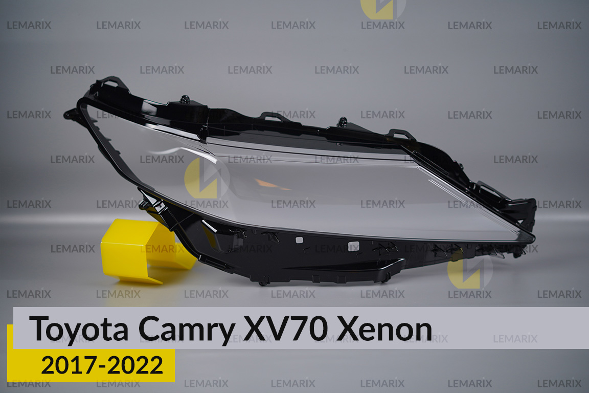 Скло фари Toyota Camry XV70 Xenon (2017-2022) праве