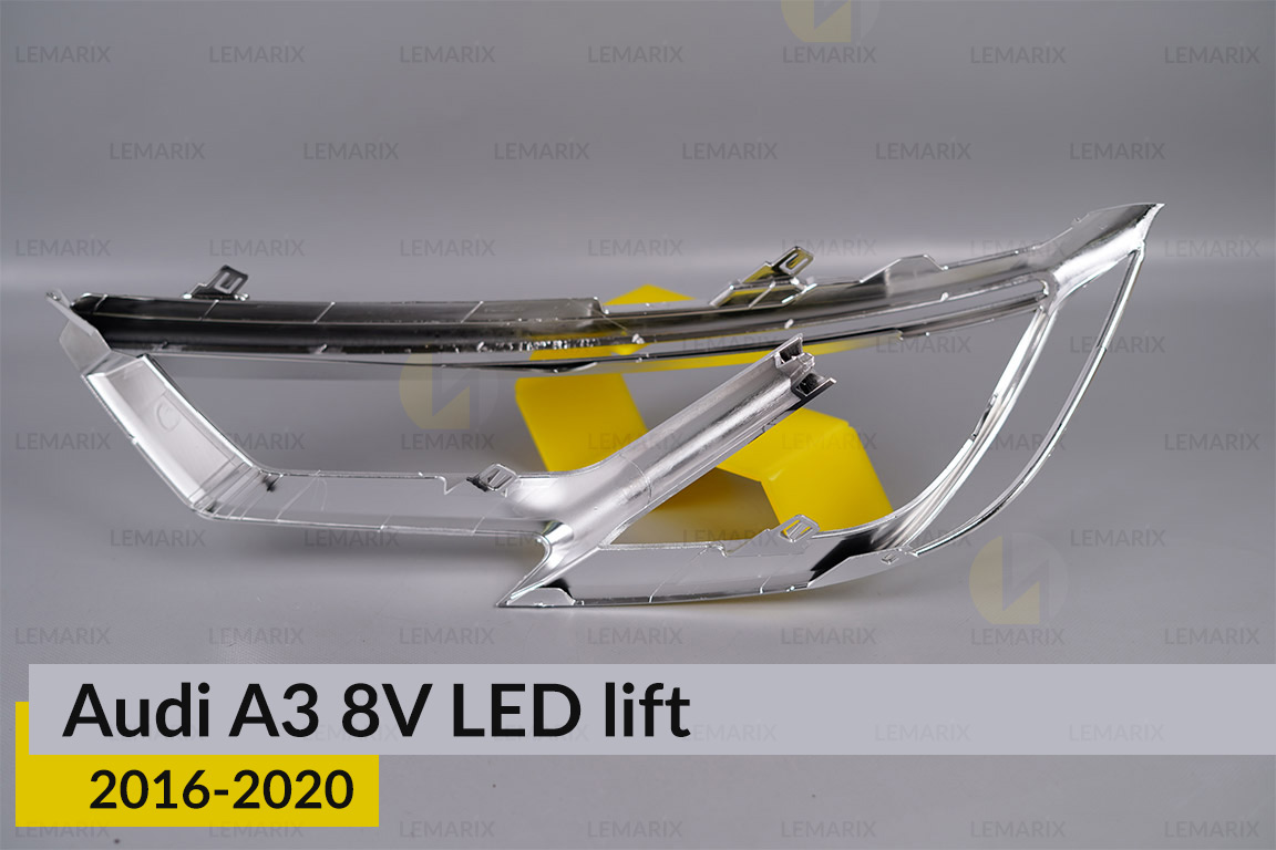 Хромована декоративна маска Audi A3 8V LED (2016-2020) рест права