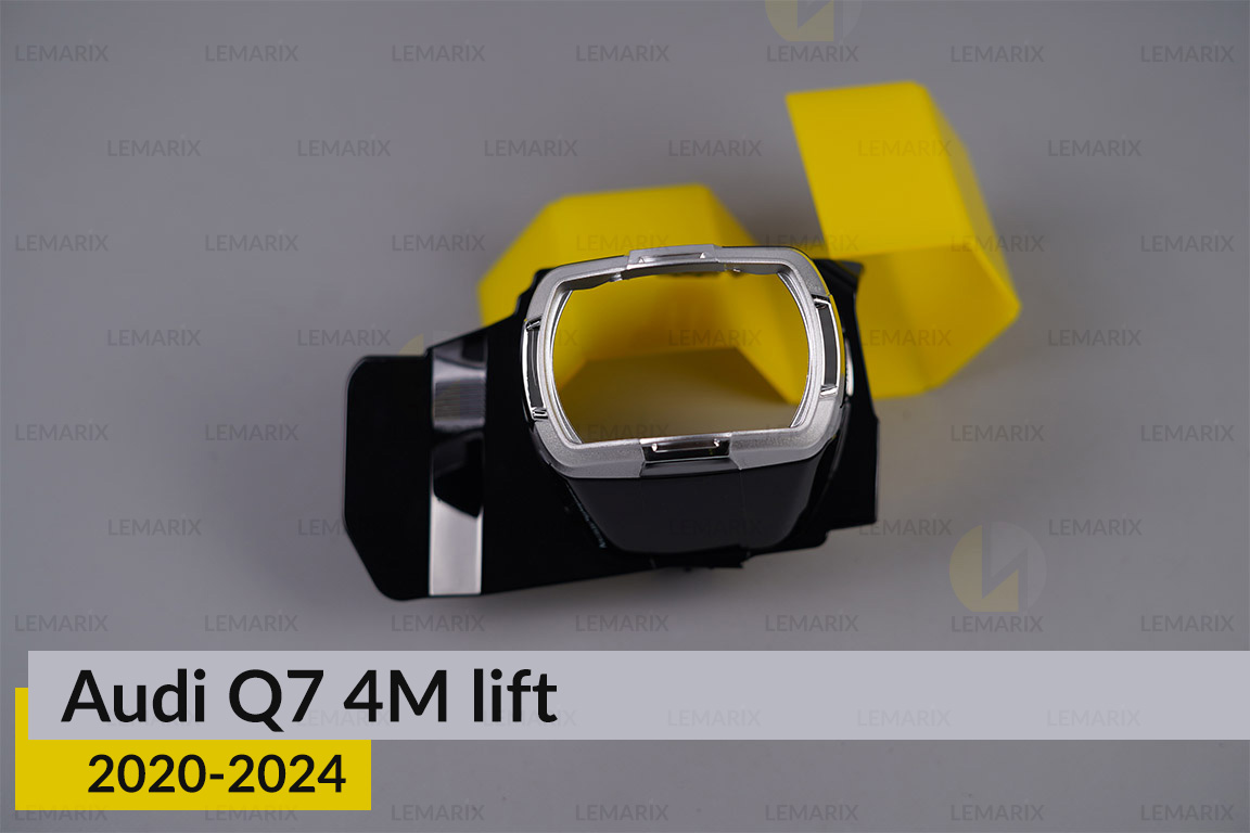 Хромована декоративна маска лінзи Audi Q7 4M (2020-2024) рест ліва
