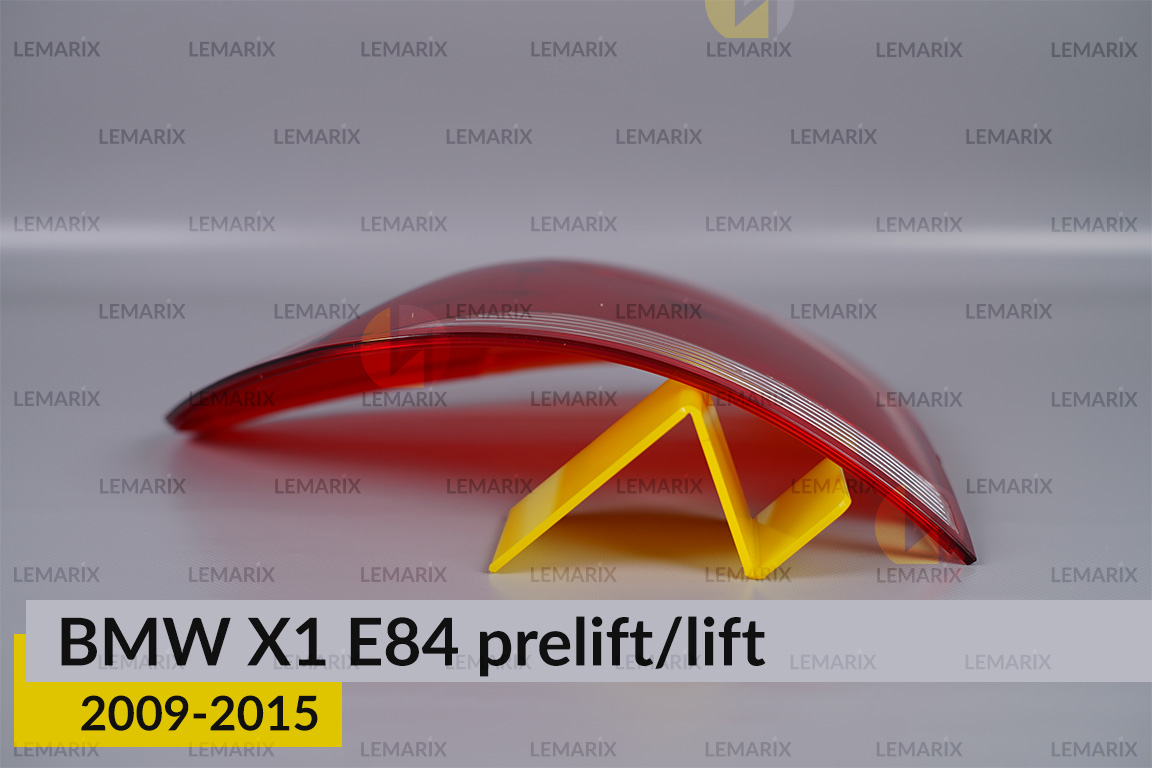 Скло заднього ліхтаря зовнішнє в крилі BMW X1 E84 (2009-2015) дорест/рест ліве