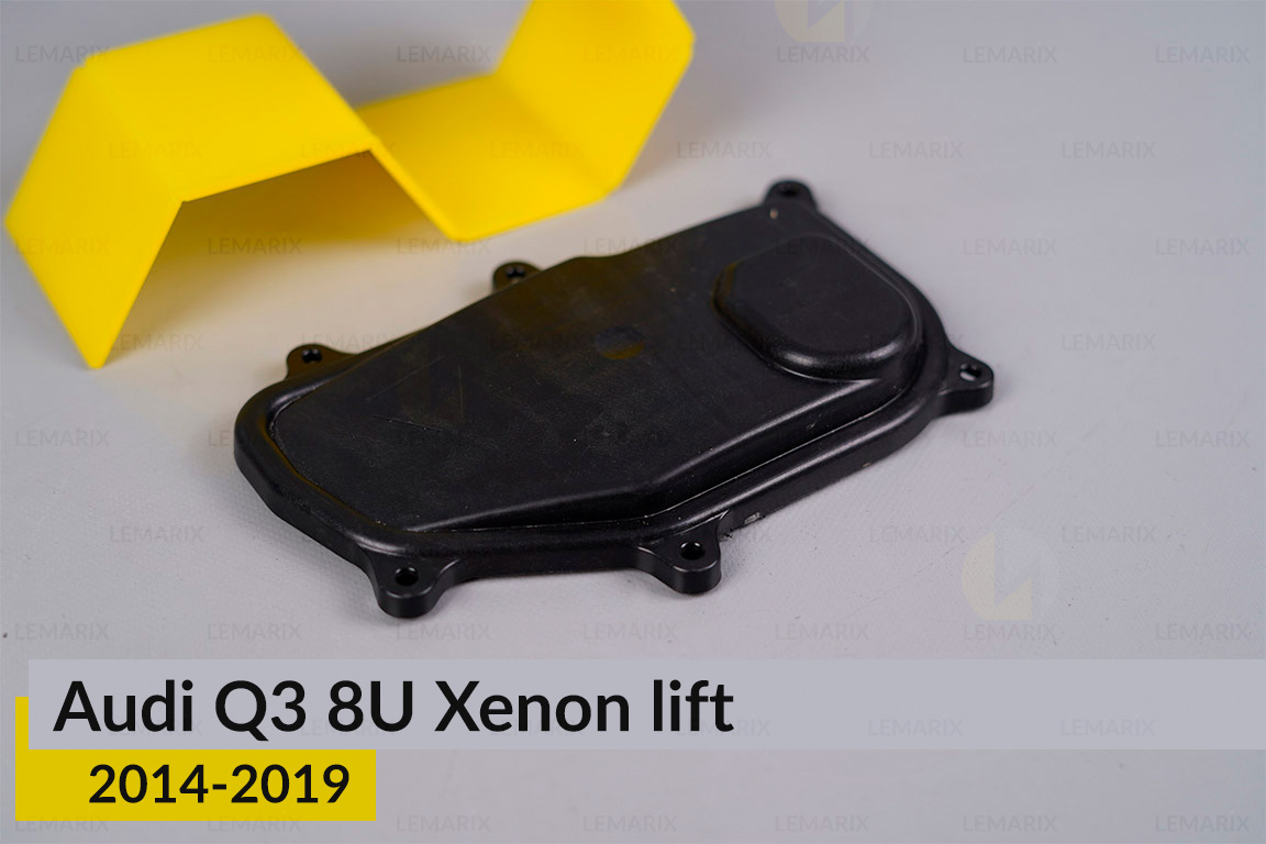 Кришка ковпак заглушка фари Audi Q3 8U Xenon (2014-2019) рест бокова права