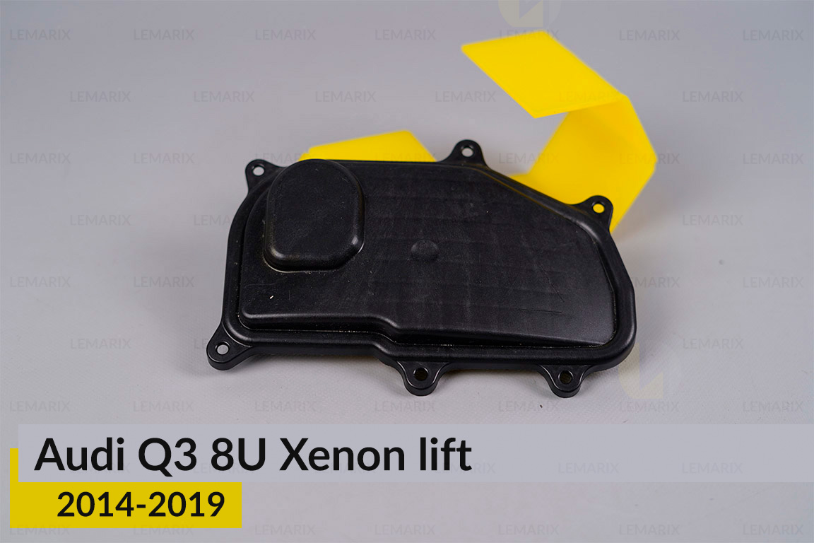 Кришка ковпак заглушка фари Audi Q3 8U Xenon (2014-2019) рест бокова права