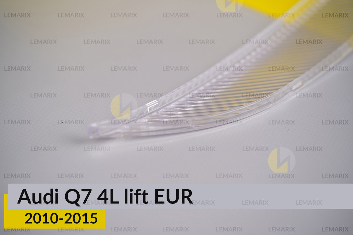 Катафот/Світлорозсіювач Audi Q7 4L EUR (2010-2015) рест правий