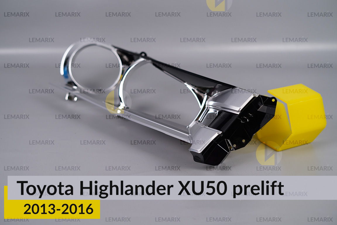 Хромована декоративна маска Toyota Highlander XU50 (2013-2016) дорест права