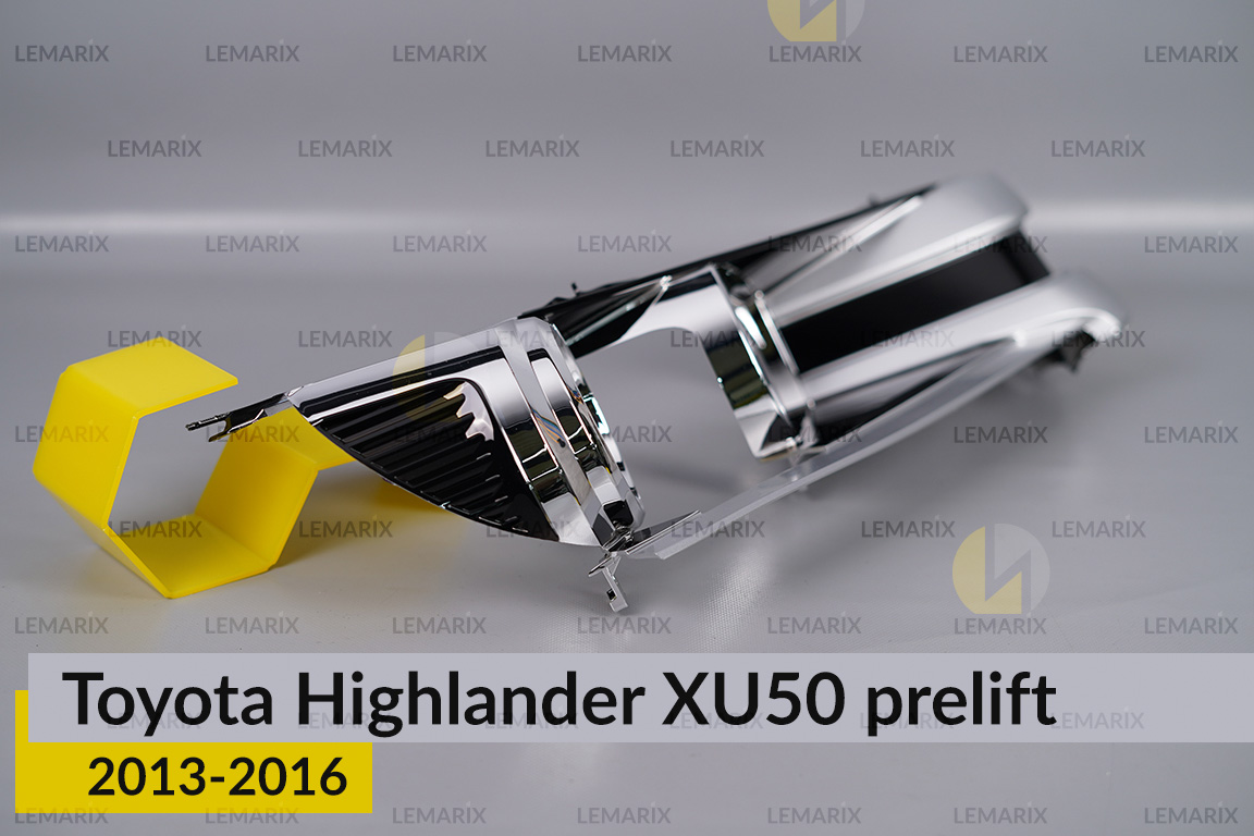 Хромована декоративна маска Toyota Highlander XU50 (2013-2016) дорест права