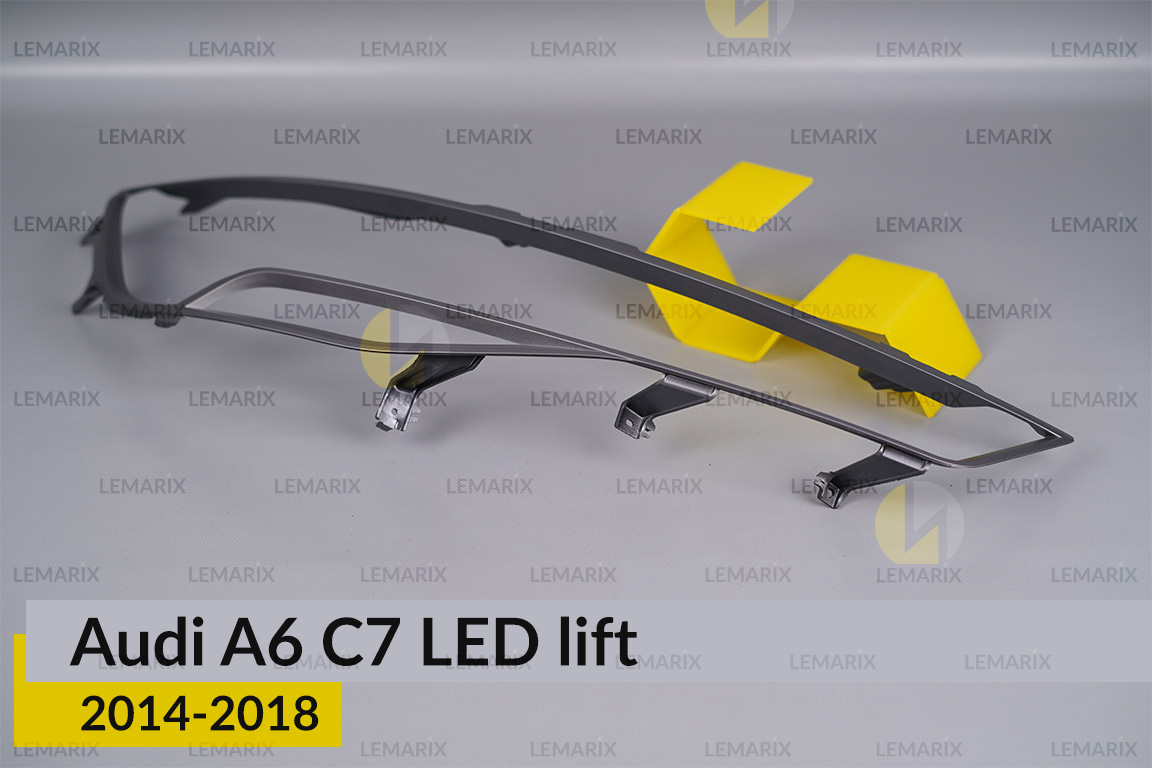 Хромована декоративна маска Audi A6 C7 LED (2014-2018) рест права