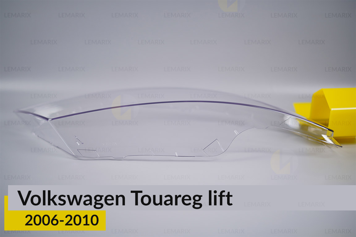 Скло фари VW Volkswagen Touareg (2006-2010) рест праве