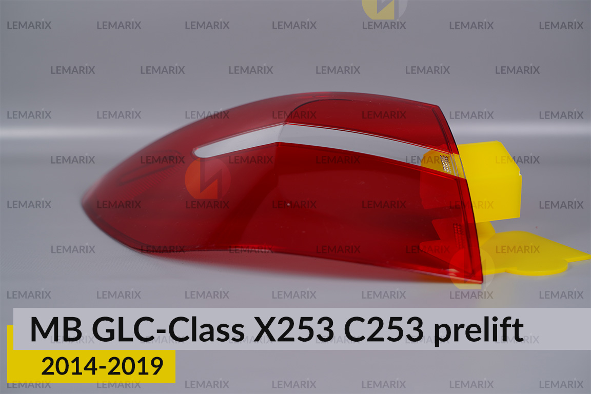 Скло заднього ліхтаря зовнішнє в крилі Mercedes-Benz GLC-Class X253 C253 (2014-2019) дорест ліве