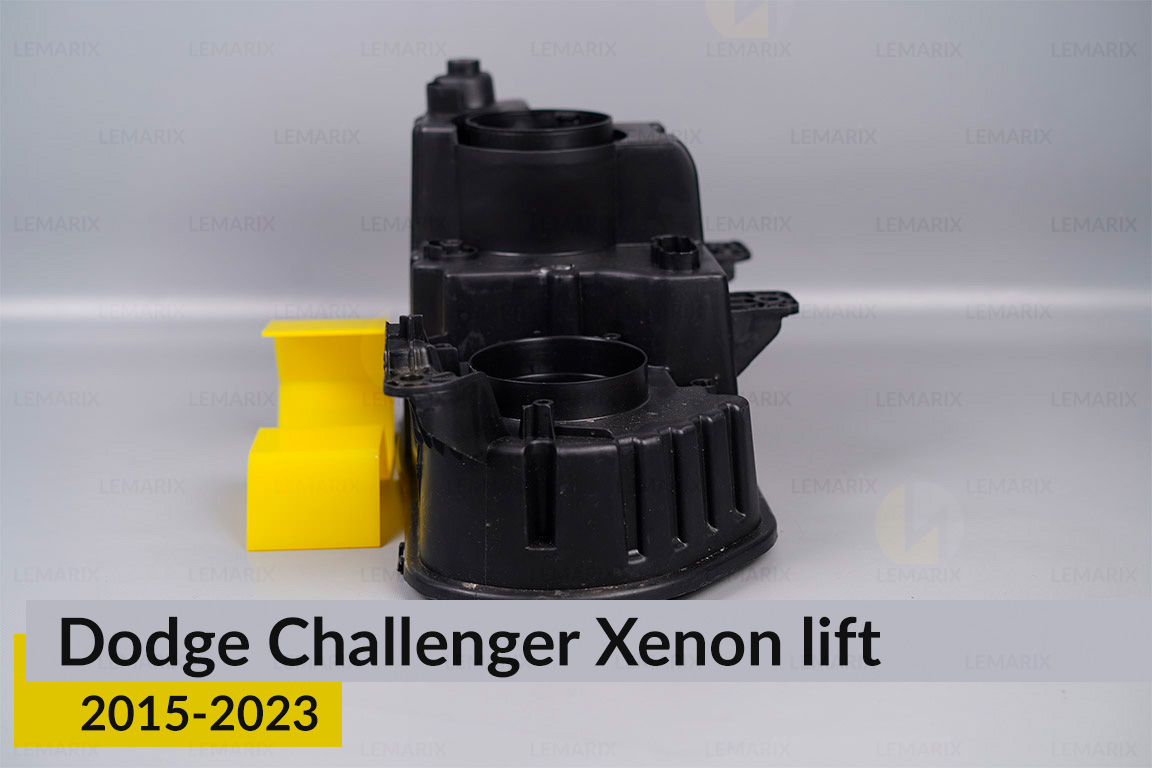 Корпус фари Dodge Challenger Xenon (2015-2023) рест правий