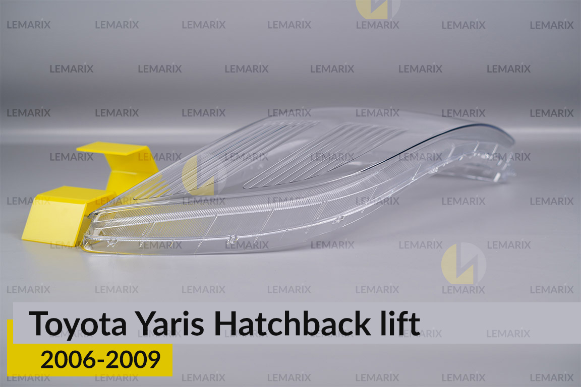Скло фари Toyota Yaris Hatchback (2006-2009) рест ліве