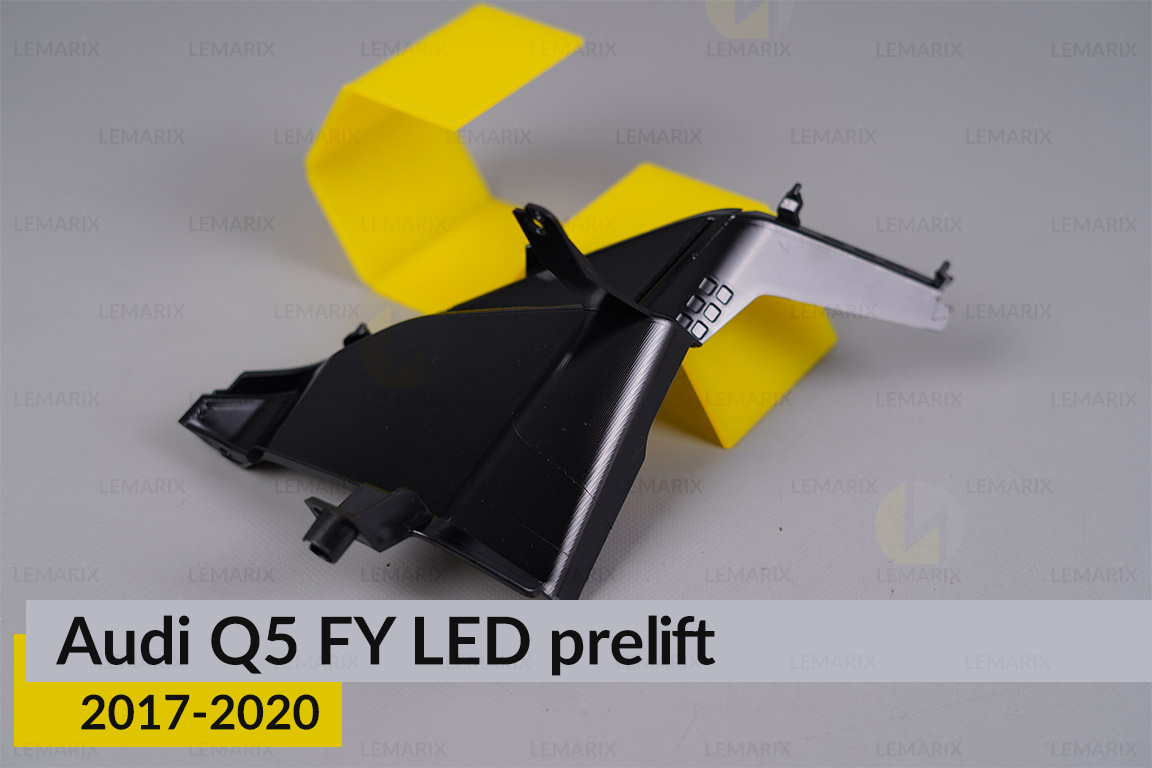 Хромований декор під лінзу зовнішня Audi Q5 FY LED (2017-2020) дорест правий