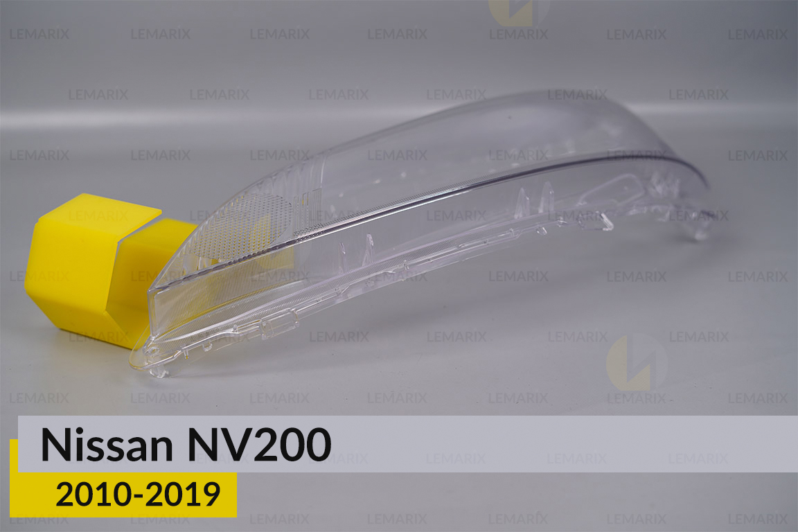 Скло фари Nissan NV200 (2010-2019) ліве